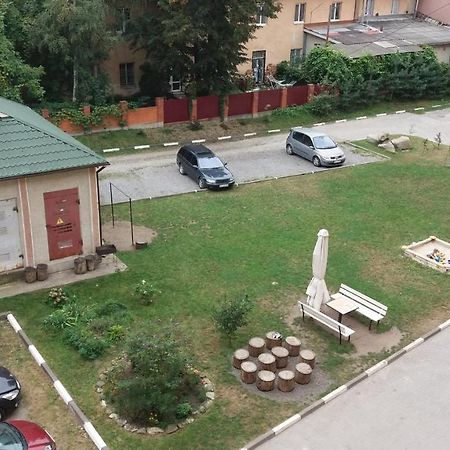3-К Квартира Apartment Ivano-Frankivs'k Ngoại thất bức ảnh